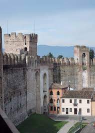 Al palahockey di cittadella si è svolta la prima partita del campionato under 12 zona c densa di soddisfazione la. Walls Of Cittadella Unusual Adventure My Corner Of Italy Italy Road Trips Weather In Italy Italy Travel
