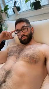 @FarmerB28s video Tweet