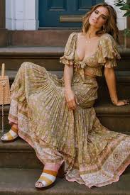 Boho Blouse Crop Top Aurora Dahlia In Olive In 2020 Boho Outfits Boho Dress Boho Fashion