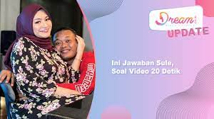 Usai ramai tudingan selingkuh dengan manajer sule, panji komara, kini heboh video syur yang disebut diperankan nathalie. Vidio Natali Holsen 20detik Setelah Perselingkuhan Kini Nathalie Holscher Diisukan Punya Video Syur 20 Detik Okezone Celebrity