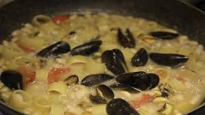 Pasta e fagioli antonino cannavacciuolo. Pasta Fagioli E Cozze Cremosa Perfetta Per Le Giornate Fredde