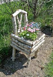 пластиковых бутылок поделки для сада своими руками из подручных материалов с описанием Jardin En Maceta Madera Sadovye Idei Cvetnik Plan Sadovye Ukrasheniya