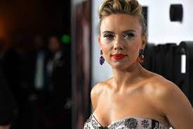 23 hours ago · scarlett johansson may have retired as the avengers's resident black widow and passed the torch to florence pugh, but it appears that the actress still has some unfinished business with marvel. Scarlett Johansson Endlich Ohne Superkrafte Brigitte De