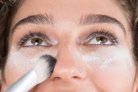 How to keep eyeshadow from falling under eyes. Four Ways To Deal With Makeup Fallout Beautylish