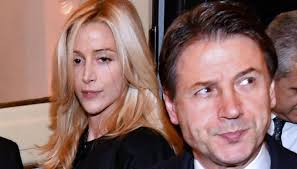 Contatta i consulenti assicurativi conte.it in modo semplice e gratuito: Olivia Paladino Conte S Girlfriend Is Gorgeous The Summer Look Enchants