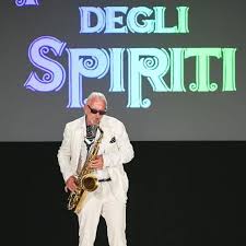 Uzņēmumā šobrīd ir pieejamas 2 alter vakances. Sia Saxophon Im Alter Home Facebook