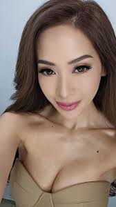 Is your neck revealing your real age? , Reverse SIGNS OF AGING with Exilis  Neck Treatment, from @edessah_clinic, ✅deminishes neck wrinkles, ✅ improves  skin elasticity, ✅ gives you a more defined neck ...