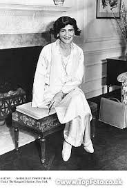 She took her dreams and turned them into reality on her own, and liberated women from their common stereotypical uniform. Pin On Gabrielle Coco Bonheur Chanel
