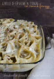 Girelle Di Lasagna Funghi E Crema Ai Formaggi Ricette Ricette Di Cucina Idee Alimentari