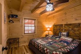 Get away from it all and enjoy a relaxing retreat in the heart of nature here in the hocking hills. Creekside Serenity Log Cabin Carefree Cabins Llc