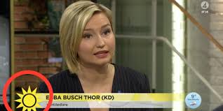 Sändningar över marknätet började 2 mars 1992. Nyhetsmorgons Logga Pajade Tv N For Javligt