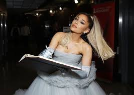 Show me a picture of ariana grande. Ariana Grande One Million Dollar Donation For Free Therapy