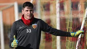 2009'da galatasaray alt yapısına gelen eray i̇şcan, bugüne. Kayserispor Un Kalecisi Lung Romanya Da Ataturk Gibi Bir Liderimiz Olmadi