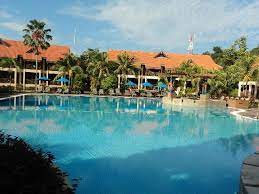 Laguna redang island resort offers guests an array of room amenities including a flat screen tv, air conditioning, and a laguna redang island resort puts the best of pulau redang at your fingertips, making your. Pool Picture Of Laguna Redang Island Resort Pulau Redang Tripadvisor