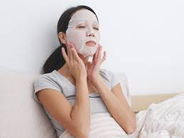 Perawatan wajah ala korea untuk remaja. Buat Wajahmu Makin Glowy Dengan 10 Masker Korea Dan Tips Perawatan Wajah Ala Korea