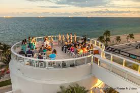 Want A Beachside Wedding Without The Sand Try The Rotunda Hilton Fort Lauderdale Be Fort Lauderdale Beach Resort Hilton Fort Lauderdale Fort Lauderdale Beach