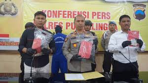 Gadis SMA Diperkosa Tetangga dengan Tangan Diikat, Mulut Dilakban dan  Ditinggal di Hutan Pinus – AKSI KATA