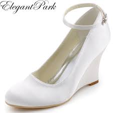 Steelground fabrique les chaussures sur commande avec un délai moyen de livraison de 45 jours. Soldes Chaussure Mariage Femme Compensee En Stock