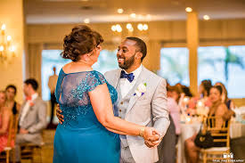 If your looking to find one of the great mother son dance songs to honor your mom at your wedding, we've compiled an excellent list. 31 Mother Son Mother Daughter Dance Songs Blog Bonnie Foster Productions