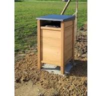 HERMES - Poubelle 75 litres en bois de Robinier massif - Personnalisable