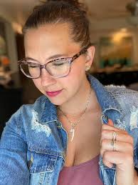 Free pair of studs with posse sign-up