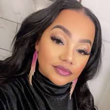 Dana Dickerson (@danasellserie)