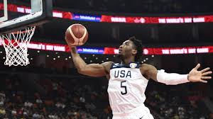 Cara melakukan chest pass sesuai dengan namanya, jenis passing satu ini dilakukan dengan mengoper bola dari posisi tangan yang berada di depan dada. 5 Teknik Dasar Bola Basket Dari Passing Hingga Rebound Kumparan Com