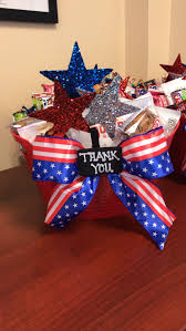 Patriotic Gift Basket In 2020 Patriotic Gifts Gifts Gift Baskets