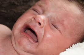 Blut im stuhl kann in drei unterschiedlichen formen vorkommen: Verstopfung Beim Baby Erkennen Und Behandeln Das Hilft Deinem Kind