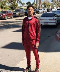 Aug 14, 2021 · playlist with the most played songs in usa, all the new tracks updated daily and chart with the covers and videoclips of the albums. Youngboy Nba Arrested In Florida On Felony Warrant Daily Mail Online