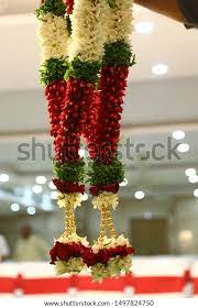 See more ideas about indian wedding flowers, flower garland wedding, wedding. 45 Trends For Flower Garland Indian Wedding Brides24