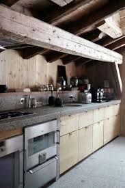 La Poutre En Bois Dans 50 Photos Magnifiques Poutre Bois Cuisines Design Plancher Bois