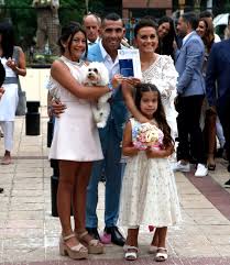 Born 5 february 1984) is an argentine professional footballer who plays as a forward for boca juniors and the argentina national team. Se Casaron Carlitos Tevez Y Vanesa Mansilla Infobae