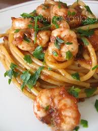Pasta Mit Garnelen Und Tintenfischsauce Erste Gange Pasta Reis Und Andere Andere Erste Gange Garnelen Garnelen Pasta Garnelen Rezepte Abendessen