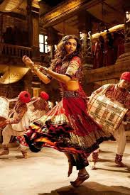 Bollywood Deepika Padukone And Dance Bollywood Kostum Indische Madchen Bollywood Schauspieler