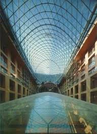 Dz bank ag is the second largest bank in germany by asset size and the central institution for around 800 cooperative banks and their around 8,500 branch offices. Dz Bank In Berlin Glas Buro Verwaltung Baunetz Wissen