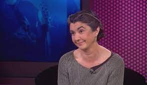 Paulina urrutia, la ministra de cultura de chile, se define como actriz de teatro, alejada de los escenarios y de la televisión desde que en marzo del año pasado la presidenta michelle. Paulina Urrutia Y La Cultura Vemos Absolutamente Ausente La Ayuda A Un Sector Que Se Ha Visto Muy Golpeado