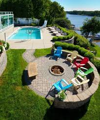 42 Garten Und Patio Feuer Grube Ideen Feuerstellen Fur Die Terrasse Ziegelsteine Hinterhof Pool Landschaftsbau
