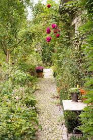 Ein Cottage Garten Am Ammersee Komm Mit In Den Traumgarten Cottage Garten Garten Traumgarten