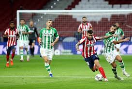 Correa de nuevo generando peligro en el área del betis. The Report Of The Laliga Match Atletico Madrid And Real Betis
