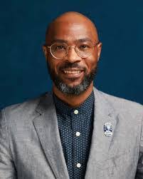 Ian Spurlock's Instagram, Twitter & Facebook