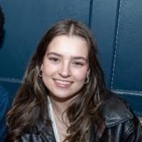 Mia Powers's Instagram, Twitter & Facebook