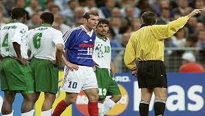 كأس العالم 1998 في فرنسا ربع النهائي السبت 4 يوليو 1998 هولندا 2 : ÙØ¤Ø§Ø¯ Ø£Ù†ÙˆØ± ÙŠÙƒØ´Ù ØªÙØ§ØµÙŠÙ„ Ù‚ØµØªÙ‡ Ø¨Ø·Ø±Ø¯ Ø²ÙŠØ¯Ø§Ù† ÙÙŠ ÙƒØ£Ø³ Ø§Ù„Ø¹Ø§Ù„Ù… 1998 Ø³Ø¨ÙˆØ±Øª 360