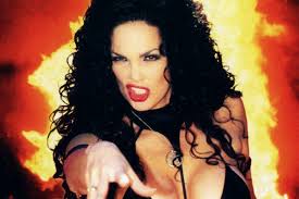 Facebook gives people the power to share and makes the. Fallece La Actriz Julie Strain Cinefantastico Com