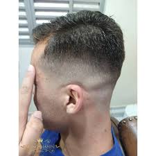 Como fazer corte blunt bob. Bruno Gianini Corte Mid Fade Com Aresta Preservada Toda Facebook