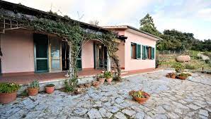 Property listings direct from owners and real estate agents on idealista, the leading real estate. Immobiliare Isola D Elba Casa Indipendente In Vendita A Marina Di Campo Marina Di Campo