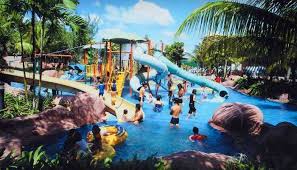 Banyak manfaatnya jika anda mandi di kolam air panas seperti kulit anda akan bertambah putih berseri. Tempat Menarik Di Melaka Terkini Panduan Bercuti Di Bandaraya Bersejarah Lokasi Percutian