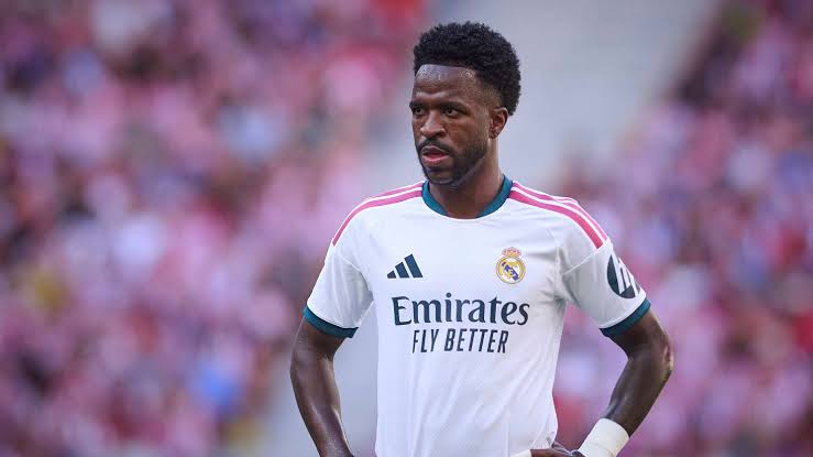 He no longer screams or protests!": the Madrid derby drives another nail  into the coffin of the stardom of "the ghost Vinicius" | Goal.com