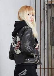 Wallpapers in ultra hd 4k 3840x2160, 1920x1080 high definition resolutions. Hd Wallpaper Lisa Blackpink Singer Women Asian Thai Blonde Long Hair Wallpaper Flare
