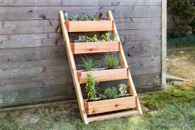 Use leftover decking materials to build freestanding planter boxes. Diy Tiered Planter Box Black Decker
